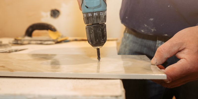 Buying Guide for Tile Drilling