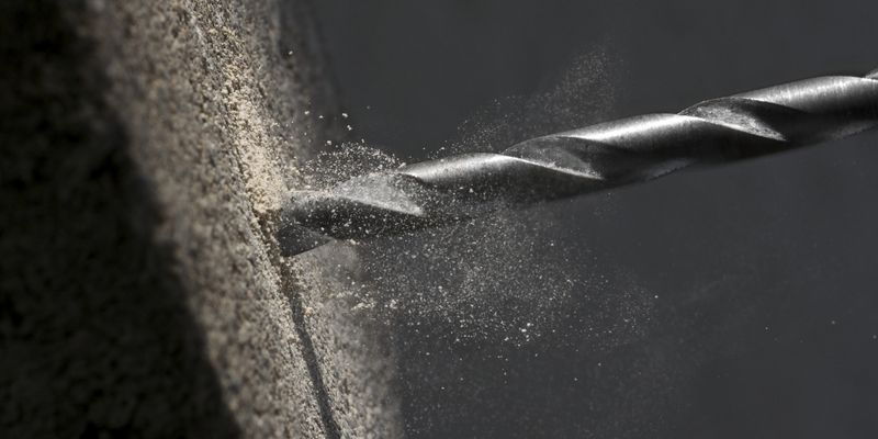 Comment percer le béton sans produire de poussière ?