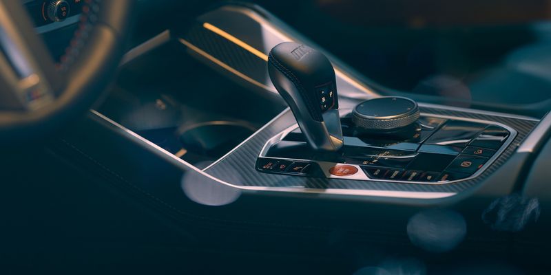 Diseño de cabina automotriz con el cortador Z1