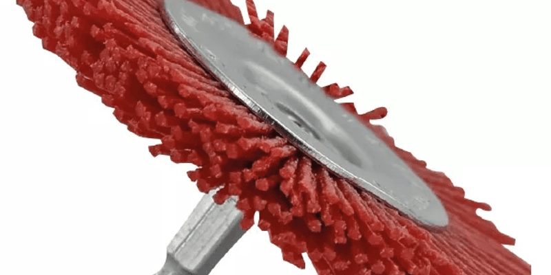 Consejos para carpinteros: ¿cómo renovar tus molduras sin dañarlas?