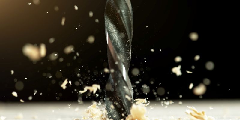 Guía de compra para taladrar por material: madera, hormigón, metal, baldosas y vidrio