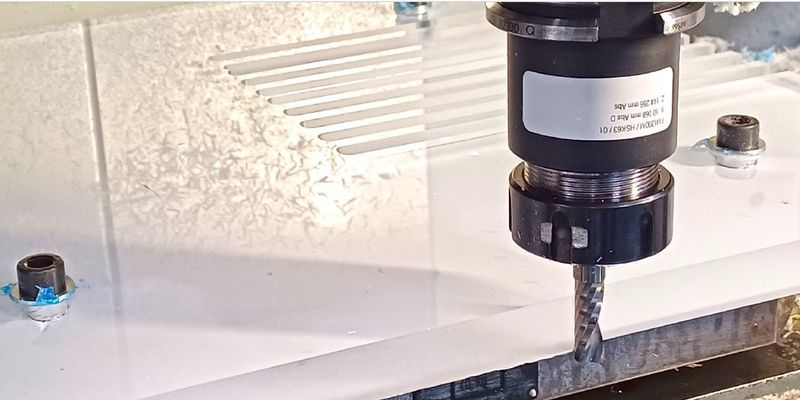 Comment améliorer la découpe des matériaux tendres grâce aux fraises Z1 ?